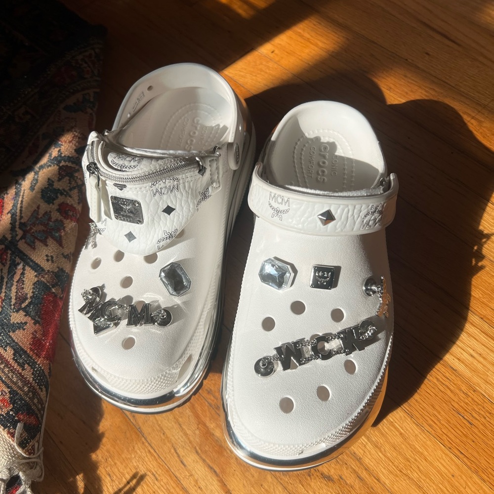 MCM White and Silver Sandals with Star Accents - Picture 2 of 10